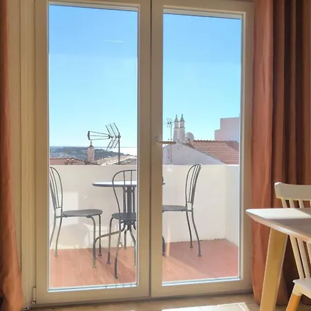 1e Peaceful Appartement